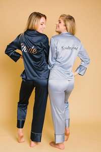 Fung 6001 Pijamas de Satén de Seda de Lujo Personalizados para Mujer Venta al por Mayor de Fábrica Conjuntos de Pijama Personalizados - Product Image 4