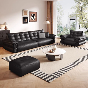 Set <span class=keywords><strong>Divano</strong></span> Vintage Italiano in Pelle Nera a Grana Piena, 3 Posti Trapuntato con Poltrona <span class=keywords><strong>e</strong></span> Pouf, Arredamento per Soggiorno - Product Image 1