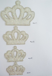 Borboleta branca Logo Sticker Hot Fix Cristal Rhinestone Ferro Personalizado em Patches para Decoração do Vestuário - Product Image 3