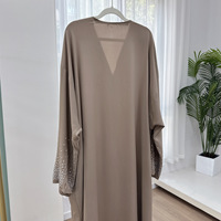 Nisa 2025 Abaya musulmane une pièce de luxe avec manches à perles, Dubai, sur mesure, modeste, strass, grande taille, robe légère pour femmes