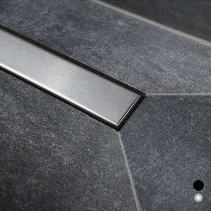 Rejilla para Plato de Ducha Cromada de 80 cm de Longitud para Drenaje del Suelo del Baño - Product Image 1