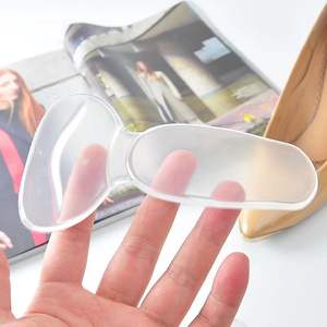Vente en Gros Autocollants de <span class=keywords><strong>Talon</strong></span> en Silicone Transparent Anti-Frottement pour Chaussures d'Été en Cuir à Talons Hauts pour Femme, 2 en 1 Épais Soin de Beauté Personnel pour les Pieds - Product Image 6