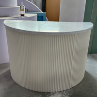 Fournitures de décoration de mariage, table de bar en PVC blanc, mobilier commercial, comptoir de bar haut, table de bar ondulée, support à gâteau