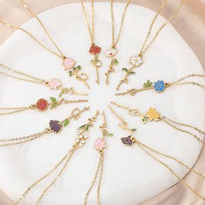 Collier en acier inoxydable plaqué or 18 ct émail époxy 12 mois <span class=keywords><strong>de</strong></span> <span class=keywords><strong>naissance</strong></span> Collier pendentif fleur <span class=keywords><strong>de</strong></span> rose Bijoux pour femmes - Product Image 2