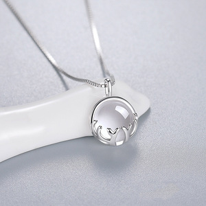 Collana con ciondolo a forma di corna di cervo color pietra di luna per donna, catena lunga per maglione, gioielli alla moda - Product Image 1