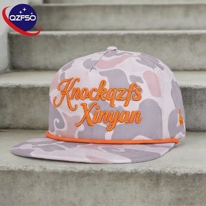 Gorra de Béisbol QZFSO Personalizada de 5 Paneles, Visera Plana, Sin Estructura, Logotipo Bordado en 3D, Estilo Clásico, Camuflaje Duck, Cierre a Presión con Cuerda - Product Image 1