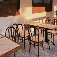 PLUS DESIGN Vente en gros Ensembles de bar de magasin moderne Industrial Bistro Vintage Metal Tables et chaises Wood Coffee Dining Restaurant Booth
