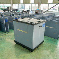 Caisse de palettisation pliable modèle 1177 avec couvercle, bac de manutention en HDPE pliable avec une porte pour chariot élévateur