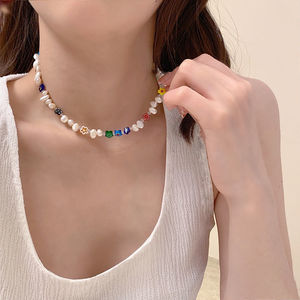 Collier à fleurs mignonnes avec perles imitation et breloques en résine pour un usage quotidien féminin - Product Image 4