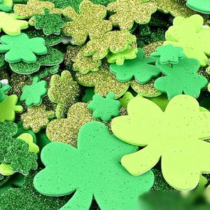 100 pièces/sac Confettis en mousse pailletés Trèfle de la Saint-Patrick, Confettis porte-bonheur pour fête irlandaise, Décoration de fête de la Saint-Patrick - Product Image 3