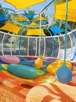 Structure de jeu en filet arc-en-ciel d'extérieur, filet en corde personnalisé pour parc d'attractions, zone de jeux pour enfants