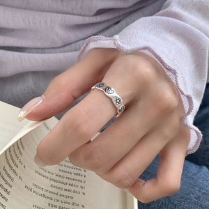 Bague signet en argent sterling S925 gravée ondulée pour femme, alliance de mariage, bague de fiançailles, à porter au quotidien, ajustable - Product Image 3