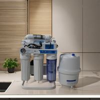Système de purification d'eau domestique portable à 5 étapes avec osmose inverse, système UV, auto-nettoyant, construction en plastique, filtre électrique et réservoir d'eau