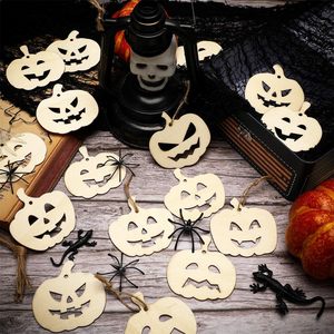 60 décorations artisanales en bois ajourées en forme de citrouille non finies avec cordon pour les fêtes d'automne - Product Image 1
