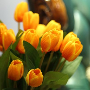 Ramo de Tulipanes de Seda Real Touch, 9 Cabezas, Flores Artificiales al por Mayor, Arreglo Floral Artificial para Bodas, Fiestas y Decoración del Hogar - Product Image 6