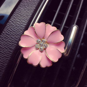 Alloy Small Daisy Car Air Freshener Clip Auto Outlet Perfume <strong>Diffuser</strong> Ornament Car Interior Decoration Accessories - Product Image 5