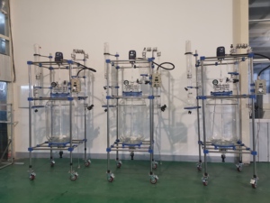 เครื่องปฏิกรณ์แก้วที่มีมอเตอร์แรงบิดสูงสำหรับการผสมสารละลายที่มีความหนืดสูง - Product Image 2