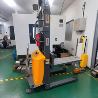 Nouveau transpalette de voirie extérieur très demandé, 1,5/2 tonnes, hauteur de levage 4/5 m, entièrement électrique, avec conducteur à bord, roues hydrauliques en PU 1