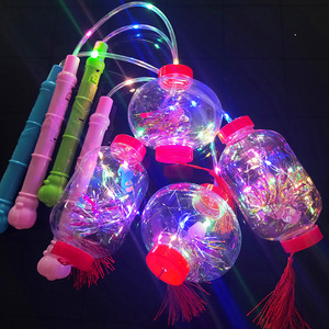 Linterna circular de mano con borla iluminada con luz LED de 10 cm de diámetro para fiestas - Product Image 3