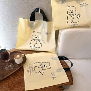 Lüks kullanımlık PE plastik alışveriş çantaları süpermarket ambalaj için renkli logolu çevre dostu parçalanmış giyim taşıyıcı - Product Image 4