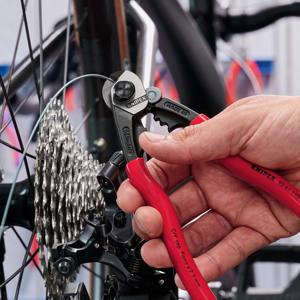 Tijeras para cables metálicos Knipex, mandíbula de 1 pulgada, acero al cromo vanadio, grado industrial, fabricadas en Alemania, modelo 95 61 190 - Product Image 1