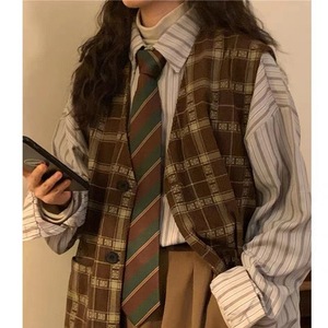 <span class=keywords><strong>Cravate</strong></span> au design vintage pour femme Motif polyester tissé <span class=keywords><strong>en</strong></span> <span class=keywords><strong>grenadine</strong></span> bordeaux à rayures 3 plis pour l'obtention du diplôme - Product Image 1