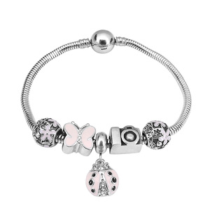 <span class=keywords><strong>Bracciale</strong></span> <span class=keywords><strong>con</strong></span> ciondoli in acciaio inossidabile <span class=keywords><strong>bracciale</strong></span> <span class=keywords><strong>con</strong></span> perline <span class=keywords><strong>con</strong></span> corona portachiavi ciondola ciondoli <span class=keywords><strong>con</strong></span> ciondoli perline per bambini ragazze donne - Product Image 2