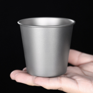 Mug à bière, café ou lait GETWICK Ta8775 en titane pur à paroi simple, léger, 200 ml, design moderne, pour le camping en plein air - Product Image 5