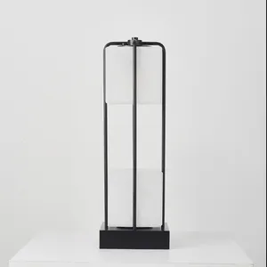 Schwarz Einzigartiges Design Hochwertige Tisch lampe Moderner Großhandel Dekorativer Tisch Stehlampe Hand gefertigt