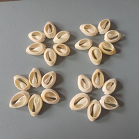 Usine en gros jaune coupe or cauri cauri conque escargot coquille perle plage pour bijoux décorations