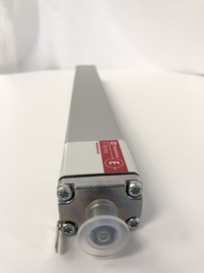 Capteur de déplacement linéaire Temposonics série E ERM0650MD341A01 avec fixation magnétique et corps en acier moulé - Product Image 2
