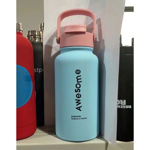 Bouteille d'eau isotherme portable légère en acier inoxydable avec poignée, grande capacité, finition caoutchouc doux au toucher, style mug spatial - Product Image 6