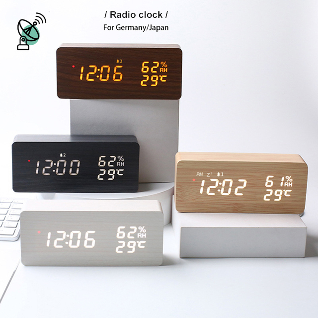 Japanese Smart Radio Clock Wooden Modern Alarm Desk Atomic Time Indoor Temperature and Humidity Digital LED Clock Manufacturer