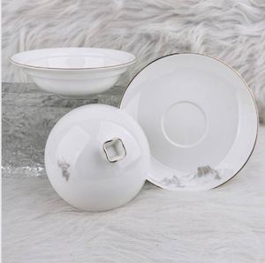 Service de table en porcelaine chinoise bleue et blanche artisanale, motif lotus entrelacé, pour banquet - Product Image 6