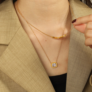 Collar de oro de doble capa con colgante de cristal cuadrado, diseño geométrico para mujer, joyería de fiesta, cadena de aleación de zinc XL359WEG - Product Image 4