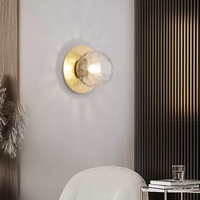 Lampe murale de chevet de chambre à coucher de luxe moderne avec lumière LED pour l'éclairage de table de couloir d'escalier d'hôtel d'arrière-plan de salon