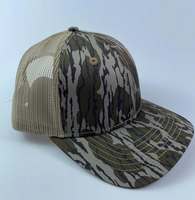 Sombrero de camionero de pato retro personalizado Sombrero de camionero de malla marrón en blanco 6 paneles Gorras de algodón Gorra de camionero con logotipo bordado 3D Camo