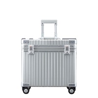 Étui pour appareil photo numérique en aluminium personnalisable argenté 2024 avec impression de logo en mousse personnalisée, OEM/ODM disponible, étanche, antichoc