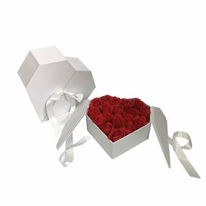 Kalp şeklinde çift kapı çerçevesi, iki çiçek kutusu, ebedi sabun çiçek kutusu, hediye kutusu - Product Image 3