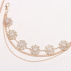 Cadena de cintura europea americana con discos geométricos de metal hueco, cadena corporal con diamantes de imitación y perlas, accesorio de moda para fiestas. - Product Image 2