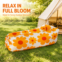 Canapé gonflable extérieur moderne et minimaliste à motif à carreaux, jaune et blanc, pliable, portable, lit d'air, tapis de camping uni