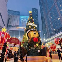Arbre de Noël artificiel géant en PVC avec éclairage LED, 20 pieds, 30 pieds, 40 pieds, 50 pieds, grand arbre de Noël LED pour extérieur