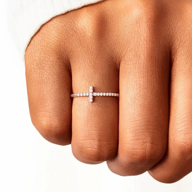 Q830 white gold