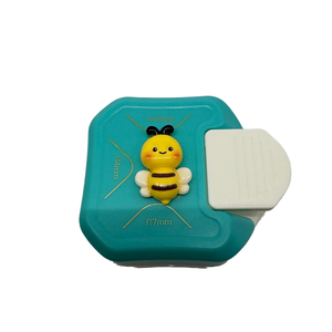<span class=keywords><strong>Poinçon</strong></span> d'angle manuel 3-en-1 pour <span class=keywords><strong>abeille</strong></span> mignonne, coupeur d'angle de 5 mm - Product Image 1
