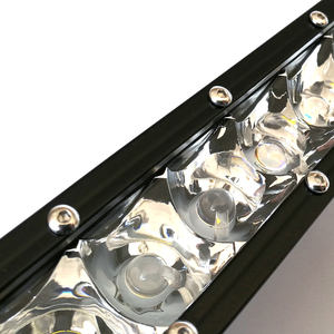 <span class=keywords><strong>Barre</strong></span> <span class=keywords><strong>LED</strong></span> 150W 4x4 Noir Super Slim Simple Rangée Lumière <span class=keywords><strong>LED</strong></span> Tout-Terrain 30/60 Faisceau Combiné 6500K pour VTT/Tout-Terrain/Voiture/Camion - Product Image 3