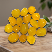 Pierre d'agate jaune roulée, gemme sculptée et gravée du Gujarat - Fournisseur rozrincrystals.com en vente