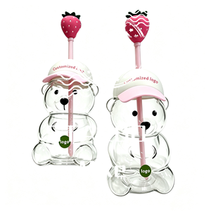 Nuovo <span class=keywords><strong>Bicchiere</strong></span> Orsetto Fragola Personalizzabile con Logo 2026, <span class=keywords><strong>Bicchiere</strong></span> Cucciolo da 20oz con Cannuccia per Caffè Freddo, Set Regalo Nuovi Arrivi - Product Image 3
