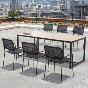 Ensemble de table et chaises de café rectangulaires en fer, résistantes à l'eau, durables et anti-UV, pour usage hôtelier - Product Image 6