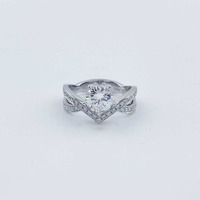 Anello di Fidanzamento Artistico alla Moda con 5 Punte a Forma di Ali d'Amore in Platino Pt950 con Diamante Coltivato in Laboratorio per Donne
