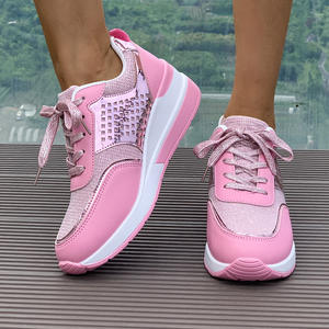 Baskets blanches respirantes d'usine tendance à la mode Nouvelles baskets de sport européennes et américaines grande taille pour femmes - Product Image 6